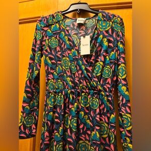 NWT LEOTA Lynda Wrap Marche Fleur Multicolor Floral Long Sleeve Dress. Size: S